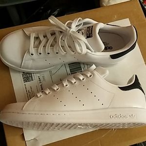 Women's Stan Smith Adidas size 7